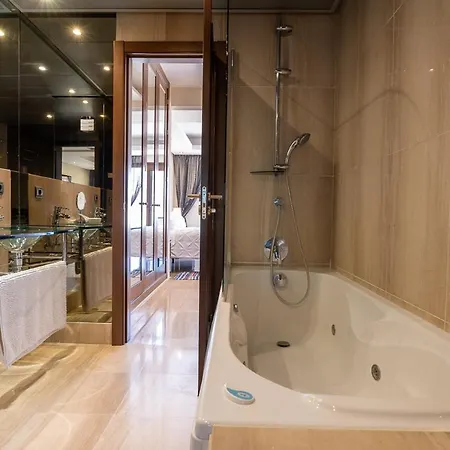 Penthouse J-z Apartment Estepona
