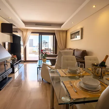 公寓 Penthouse J-z 埃斯特波纳